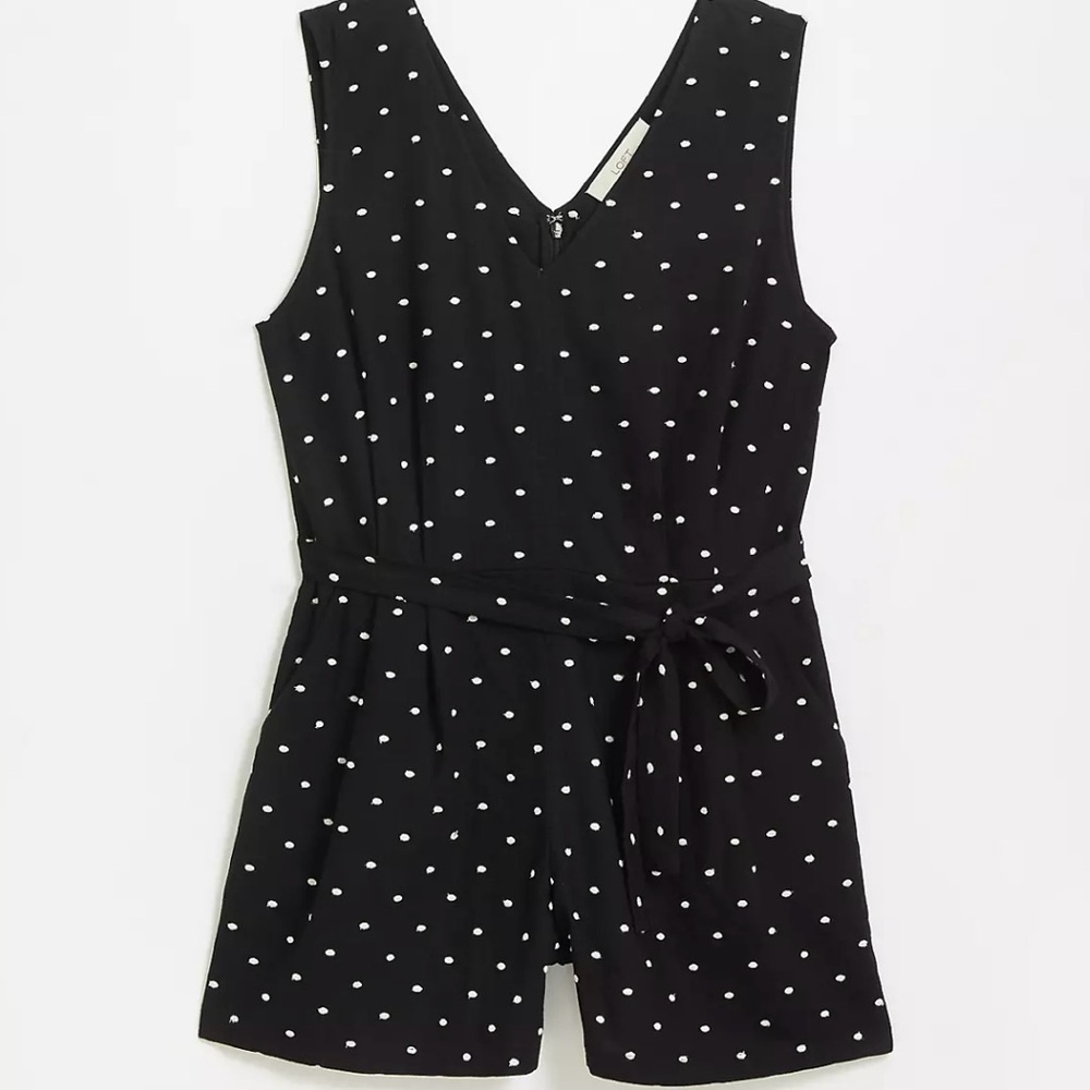 Loft • Black & White Clip Dot Double V Romper Size 6